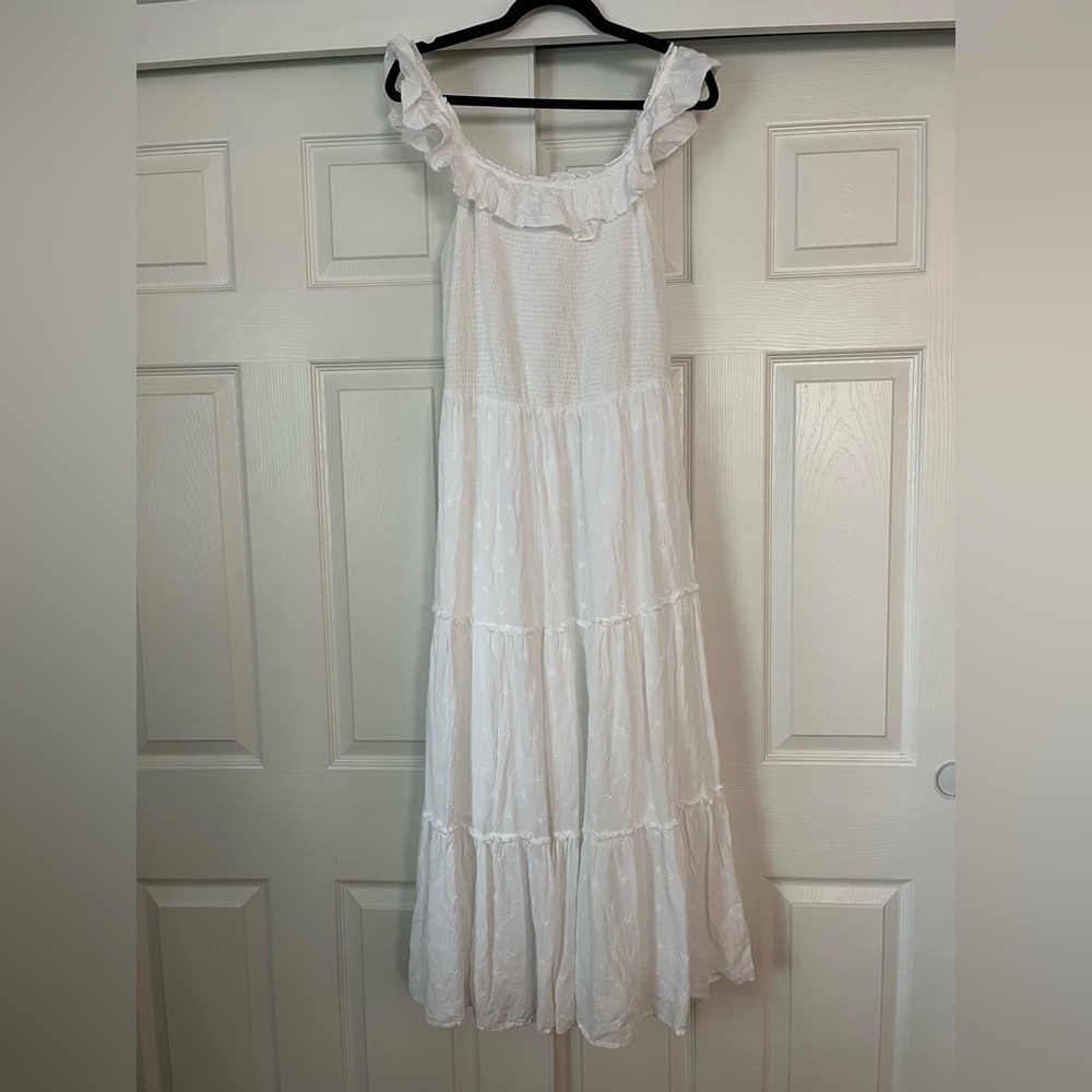 L Old Navy Maxi Sundress